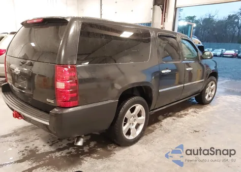 2010 Chevrolet Suburban 1500 Ltz z USA, uszkodzony, nr VIN 1GNUKKE36AR197402